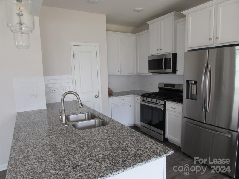 Property image 2 at 3931 Townes Boulevard, Terrell, NC 28682