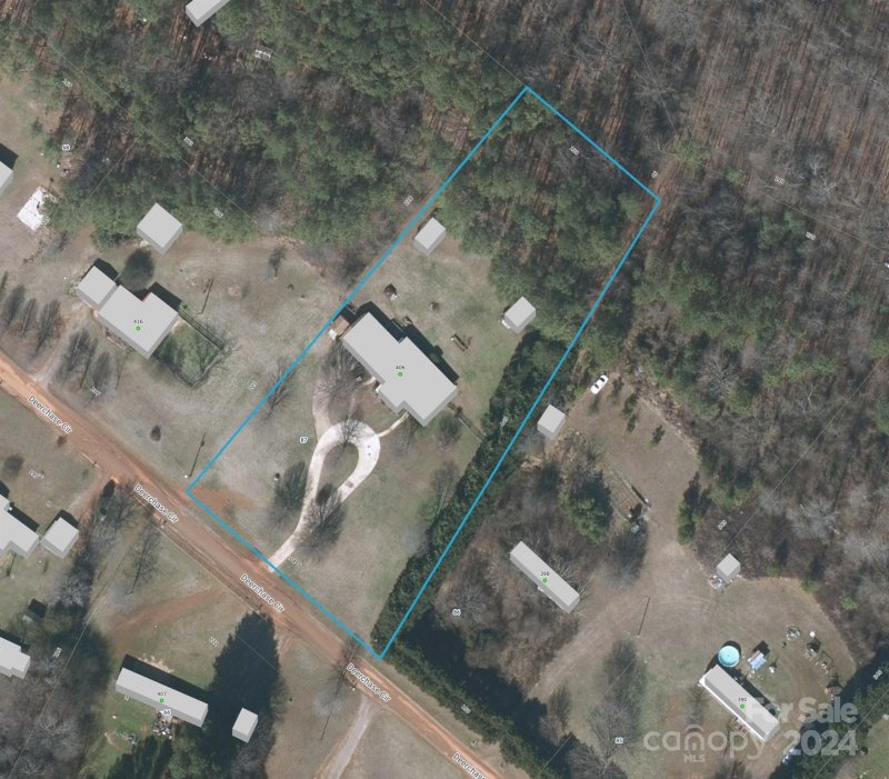 Property image 2 at 406 Deerchase Circle, Statesville, NC 28625