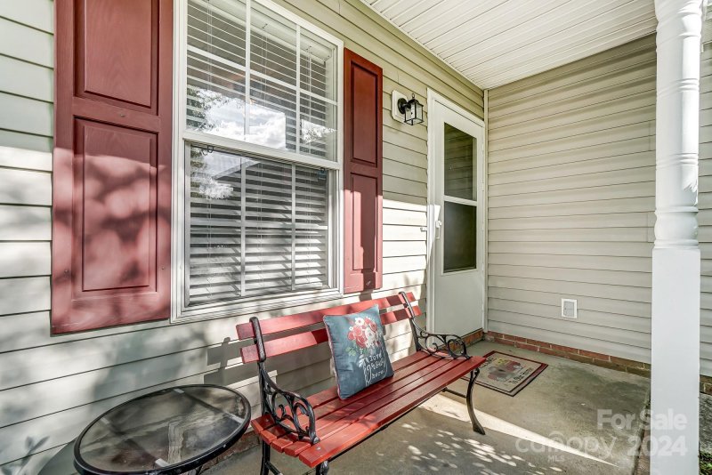 Property image 4 at 1922 Sunset Village Drive, Charlotte, NC 28216