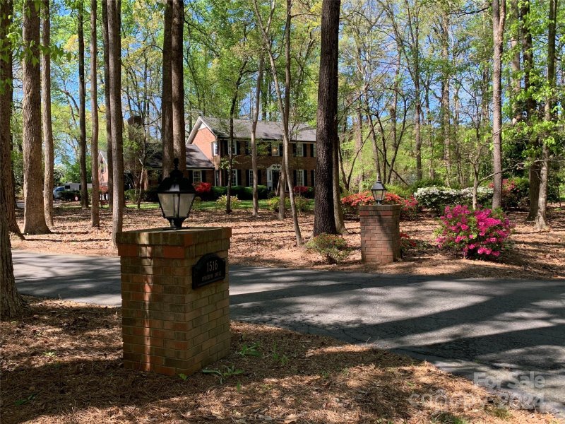 Property image 3 at 1516 Longbow Drive, Kannapolis, NC 28081