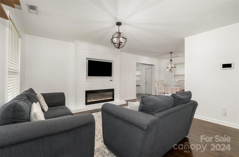 Property image 4 at 9211 Trinity Road, Charlotte, NC 28216