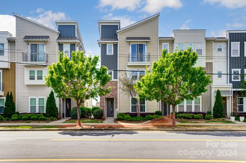 Property image 2 at 2605 Statesville Avenue, Charlotte, NC 28206