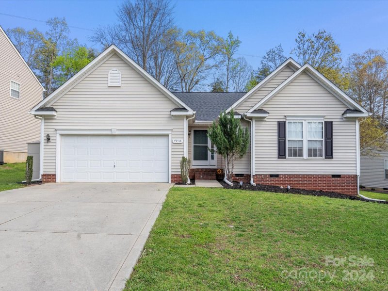 Property image 3 at 4933 Summerside Drive, Clover, SC 29710