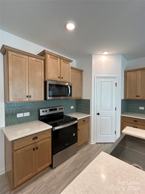 Property image 3 at 11121 Pagebrook Lane, Charlotte, NC 28214