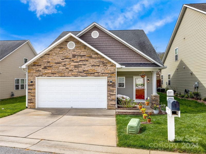 Property image 2 at 7 Manderley Way, Arden, NC 28704