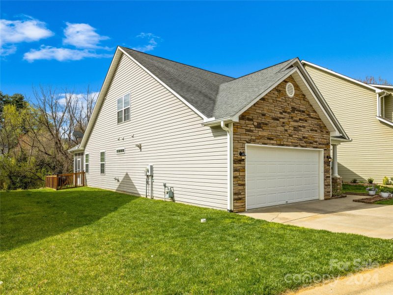 Property image 4 at 7 Manderley Way, Arden, NC 28704