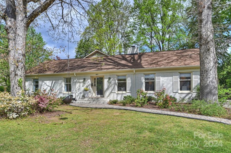 Property image 2 at 4815 Montclair Avenue, Charlotte, NC 28211