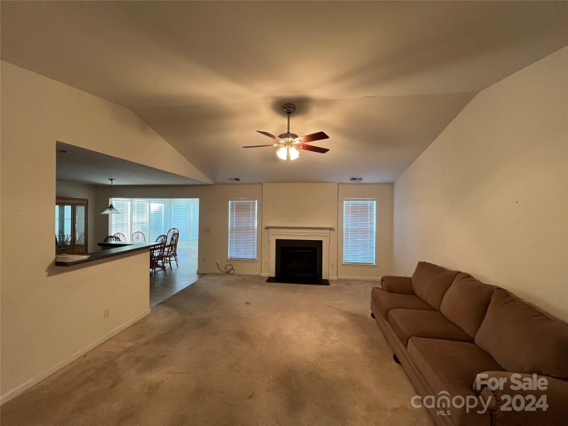 Property image 3 at 132 Crestwood Drive, Mount Holly, NC 28120