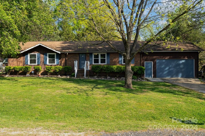 Property image 3 at 102 Aspen Lane, York, SC 29745