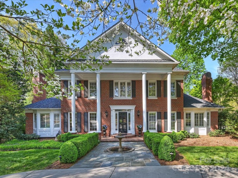 Property image 3 at 6824 N Baltusrol Lane, Charlotte, NC 28210