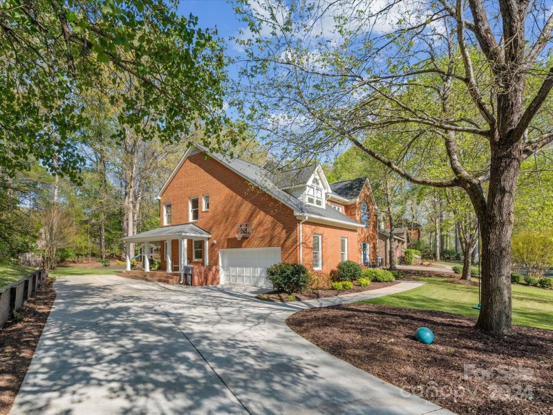 Property image 2 at 1900 Dugan Drive, Charlotte, NC 28270