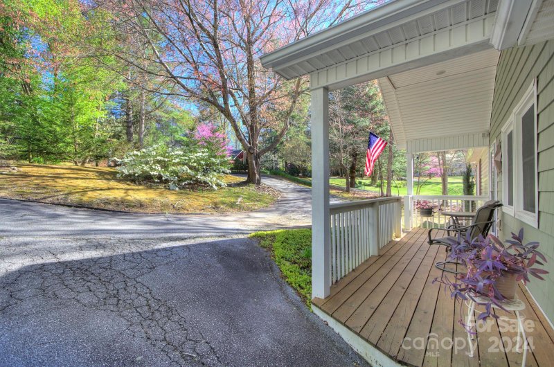 Property image 4 at 140 Cinnamon Way, Flat Rock, NC 28731