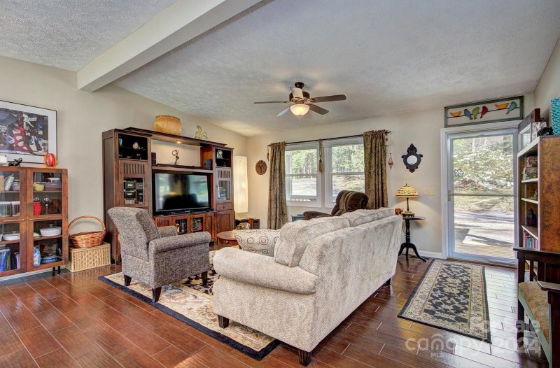 Property image 5 at 140 Cinnamon Way, Flat Rock, NC 28731