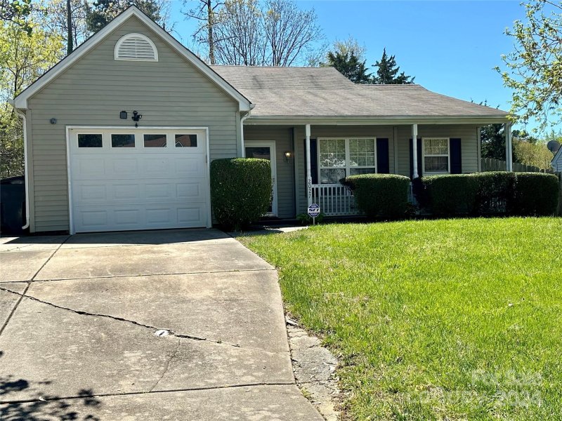 Property image 2 at 2027 Mallard Woods Place, Charlotte, NC 28262