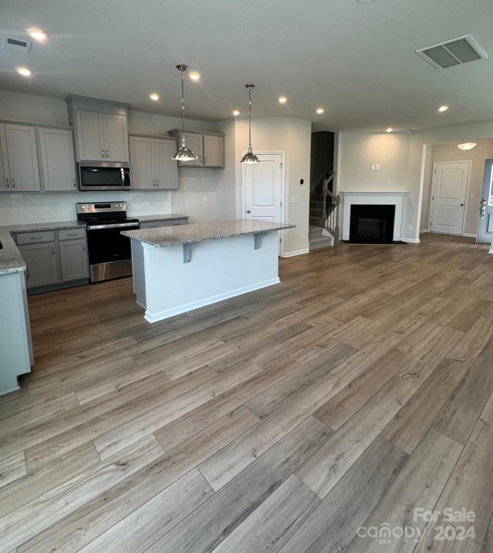 Property image 4 at 5119 Carrick Street, Charlotte, NC 28213