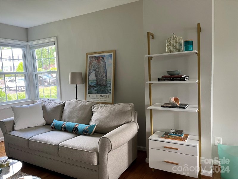 Property image 4 at 500 Wakefield Drive, Charlotte, NC 28209