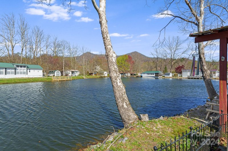 Property image 4 at 301 Aqua Vista Loop, Waynesville, NC 28785