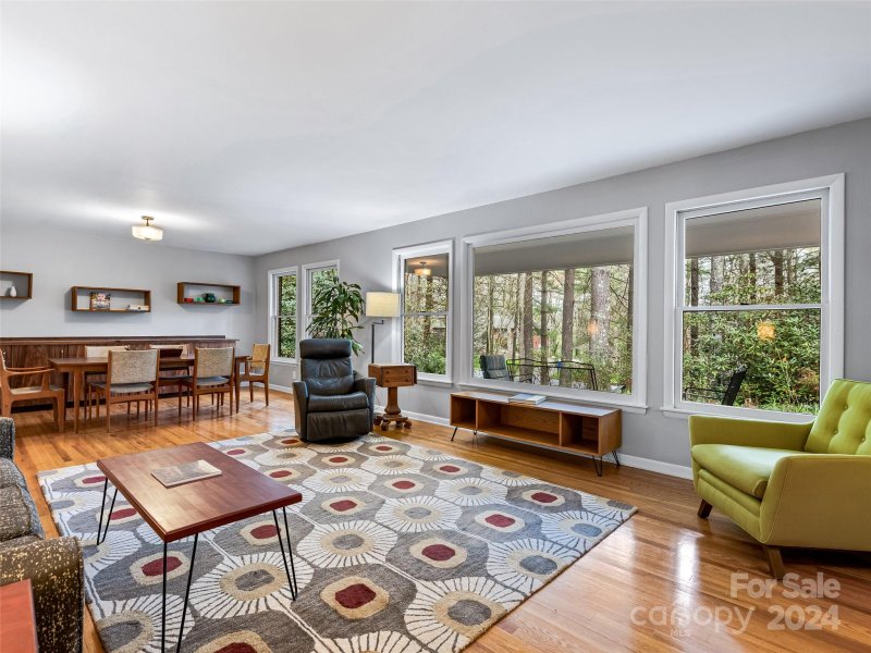 Property image 2 at 8 Brushwood Road, Asheville, NC 28804