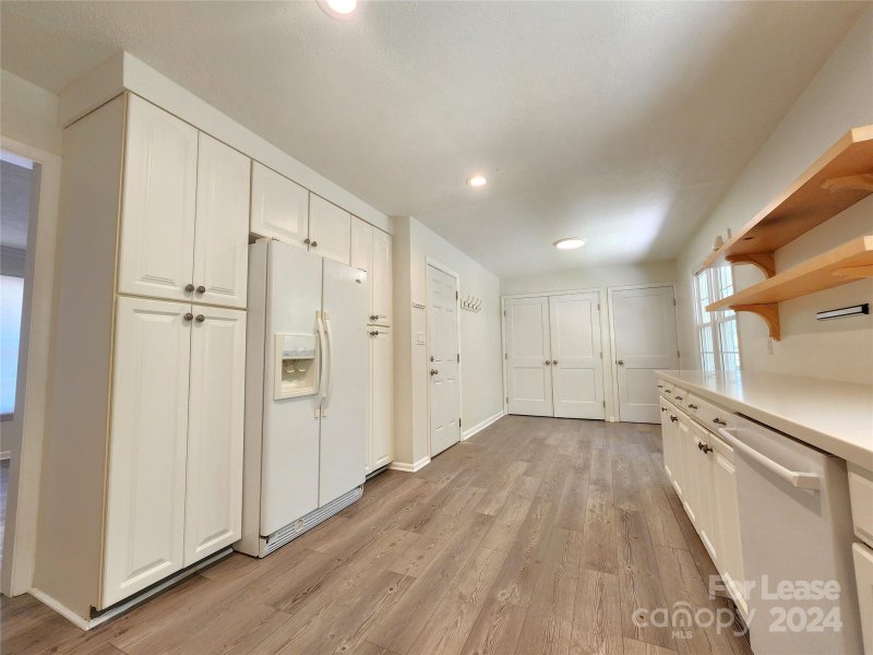 Property image 5 at 171 Suburban Avenue, Concord, NC 28025