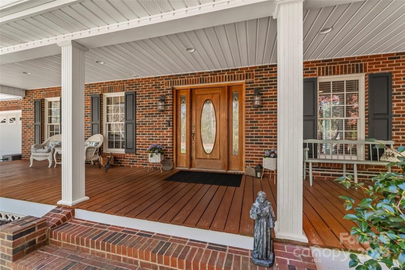 Property image 4 at 1975 Waterford Way, Morganton, NC 28655