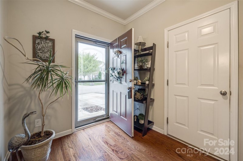 Property image 2 at 322 Battery Circle, Clover, SC 29710