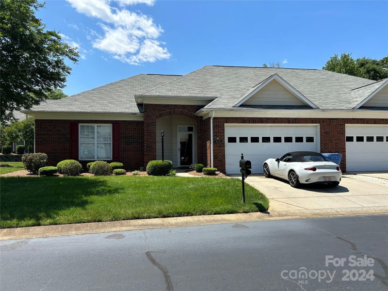 3833 Misty Glen Court