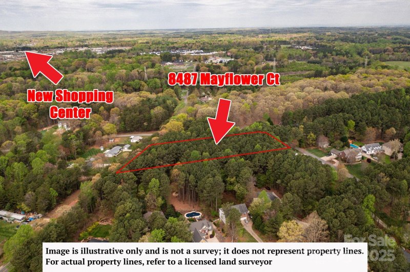 Property image 5 of 8487 Mayflower Court in Somerset On Lake Norman, Terrell, NC 94043