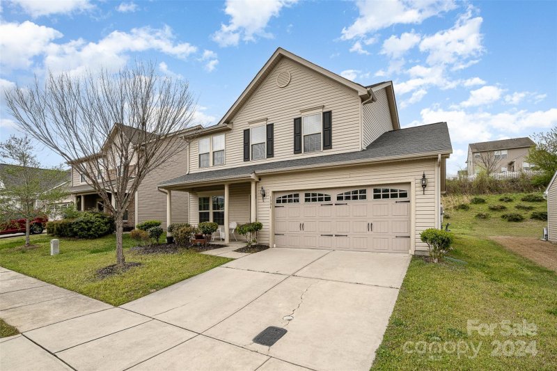 Property image 2 at 1304 Farm Branch Drive, Concord, NC 28027