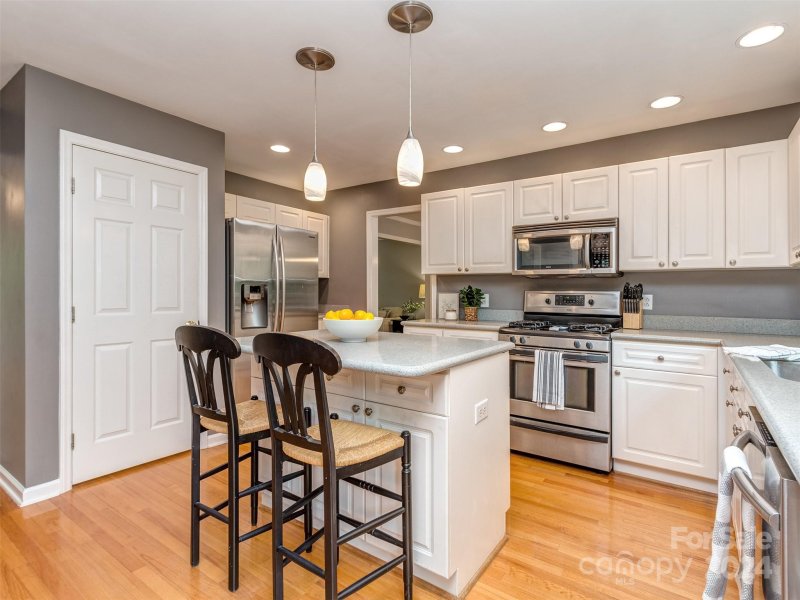 Property image 2 at 4800 Hickory Glen Drive, Matthews, NC 28105