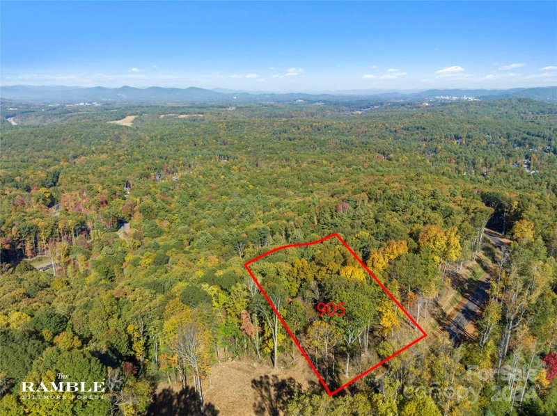 Property image 3 at 693 Tea House Drive, Asheville, NC 28803