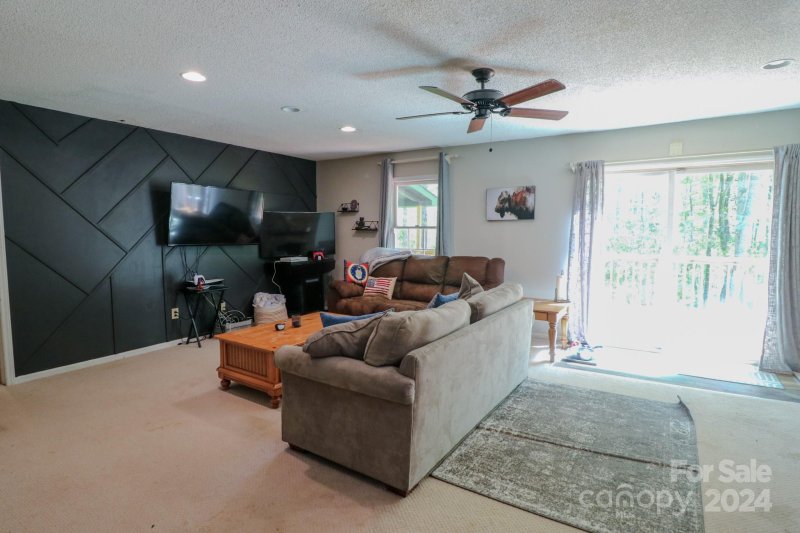 Property image 2 at 6940 Albaneen Court, Charlotte, NC 28215