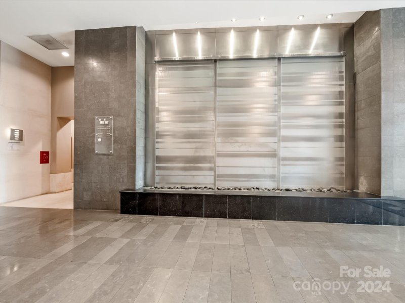 Property image 2 at 333 W Trade Street, Charlotte, NC 28202