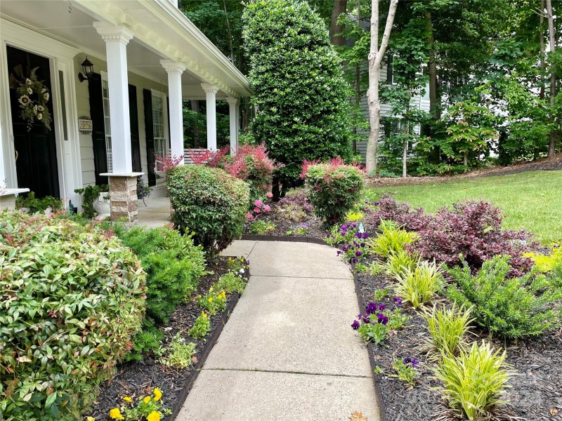 Property image 3 at 3076 Drayton Hall Way, Gastonia, NC 28056