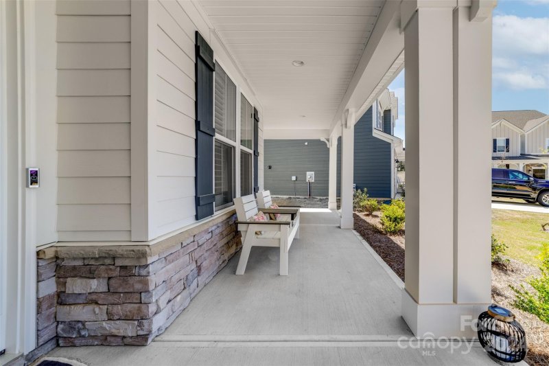 Property image 4 at 105 Hemlock Cove Court, Mooresville, NC 28117