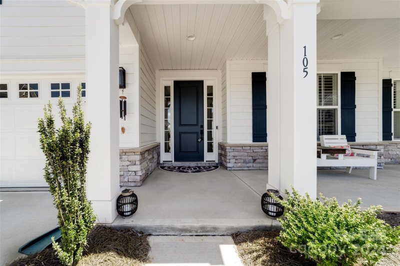 Property image 5 at 105 Hemlock Cove Court, Mooresville, NC 28117