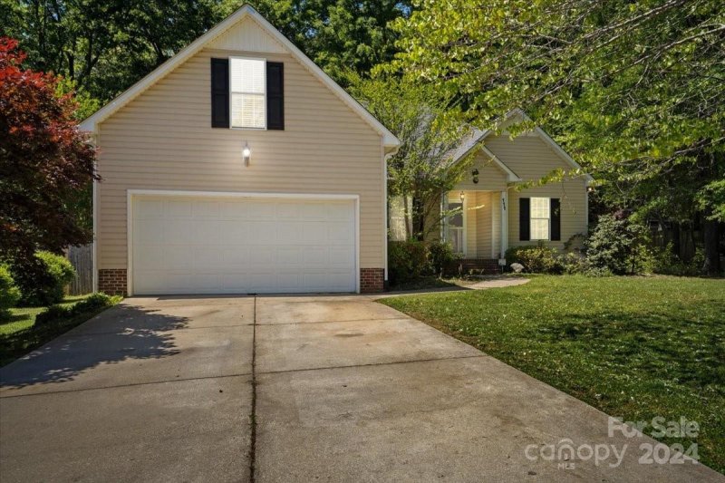 Property image 5 at 111 Scotch Pine Drive, York, SC 29745