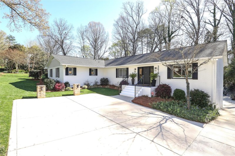 Property image 2 at 3616 Mill Pond Road, Charlotte, NC 28226