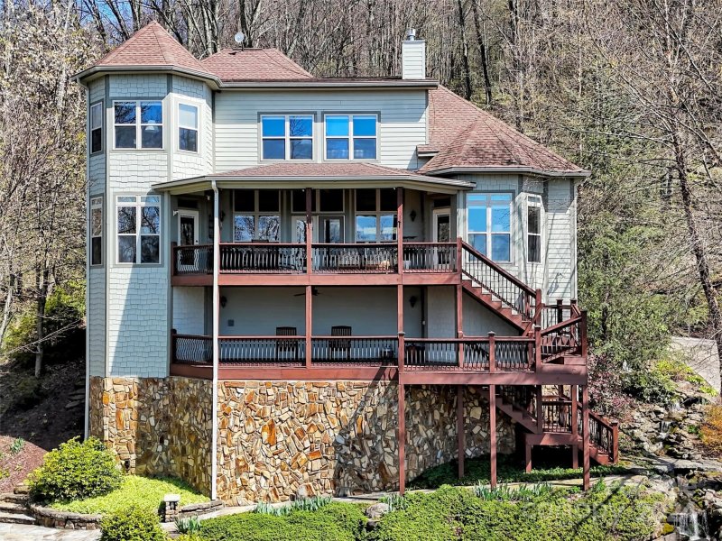 Property image 2 at 155 Twisted Trail, Waynesville, NC 28786