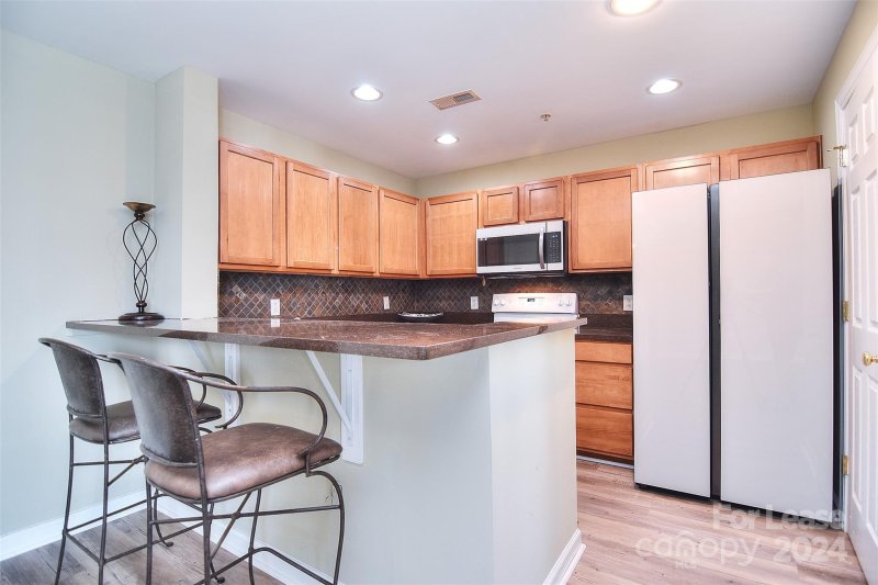 Property image 2 at 718 W Trade Street, Charlotte, NC 28202