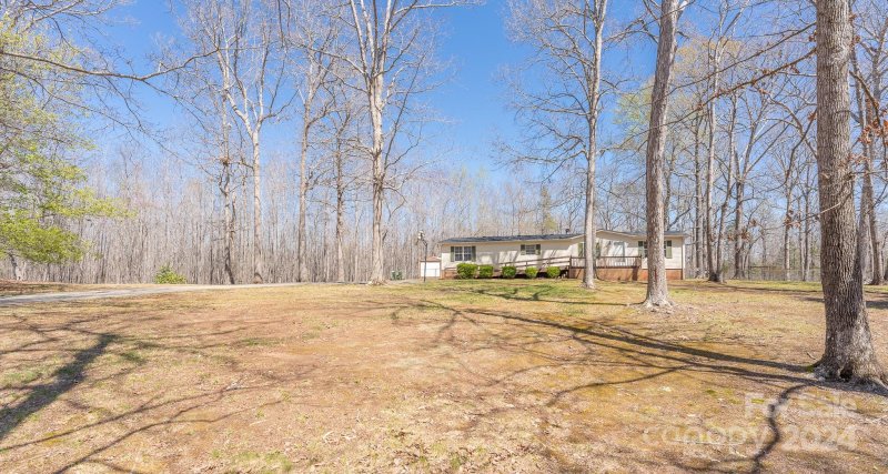 Property image 4 at 448 Walker Drive, Lincolnton, NC 28092
