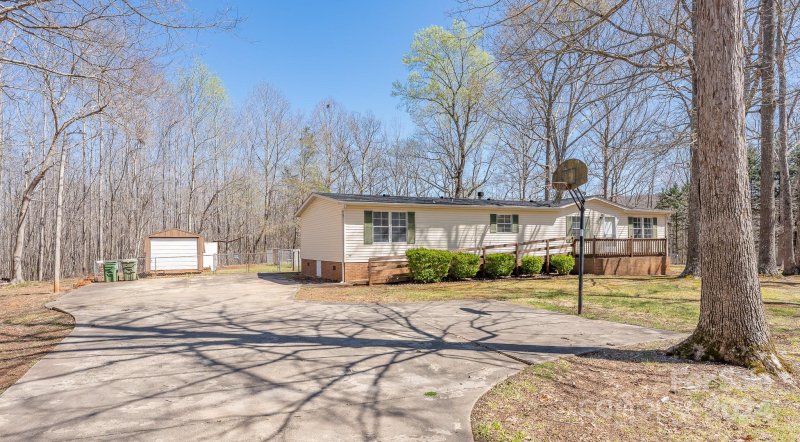 Property image 5 at 448 Walker Drive, Lincolnton, NC 28092