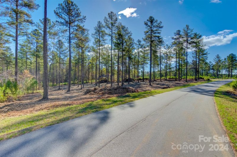 Property image 3 at 89 Scenic Lane, Granite Falls, NC 28630