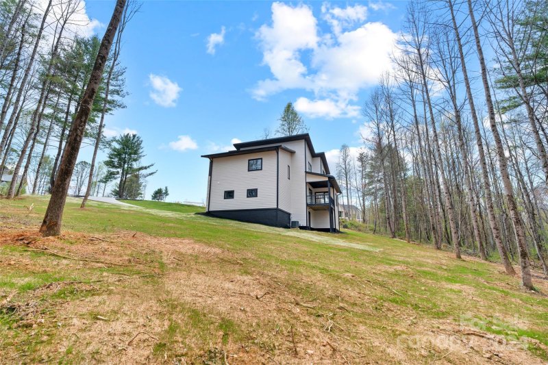 Property image 3 at 39 Baxter Woods Lane, Candler, NC 28715