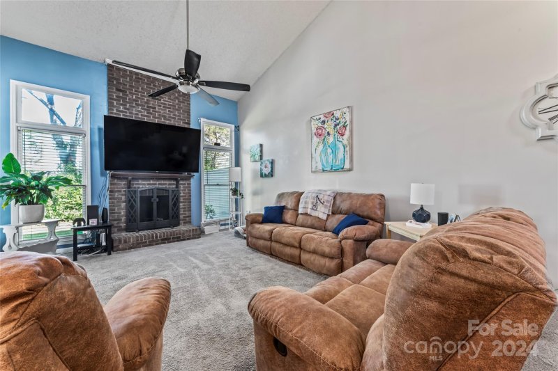 Property image 5 at 9107 Kings Canyon Drive, Charlotte, NC 28210