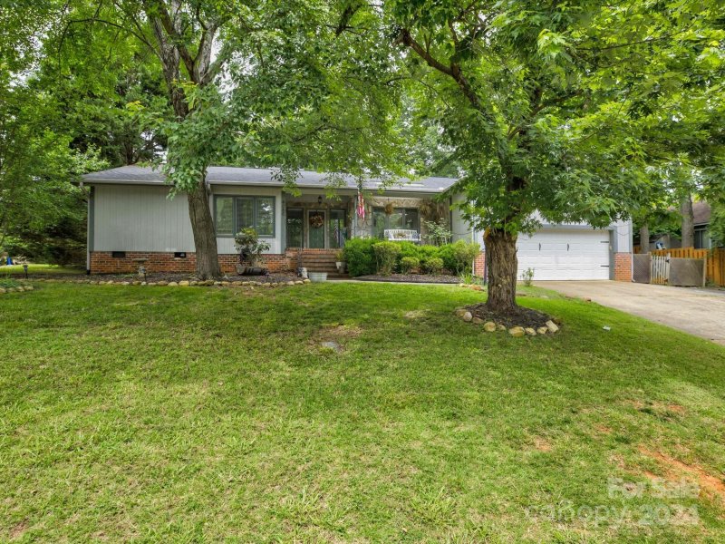 4080 Point Clear Drive