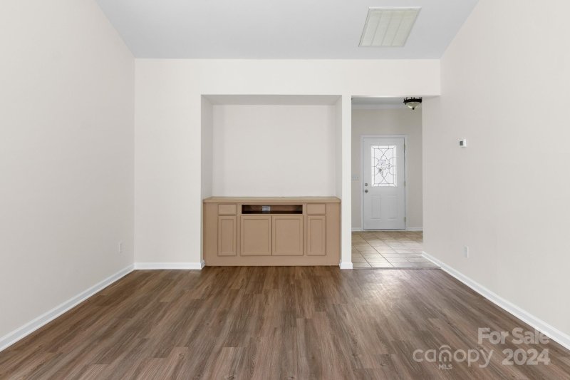 Property image 5 at 6845 Parkers Crossing Drive, Charlotte, NC 28215