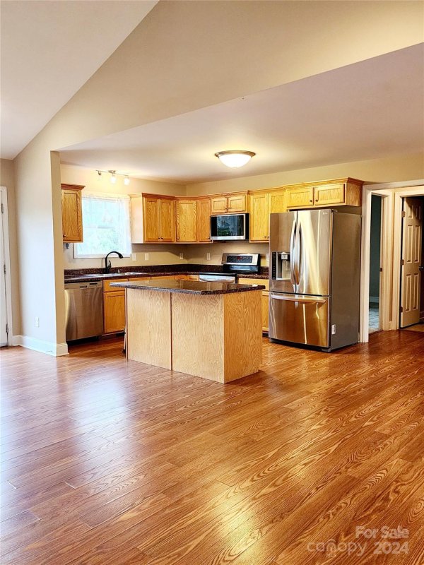 Property image 4 at 404 Stable Brook Lane, Taylorsville, NC 28681