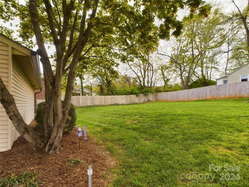 Property image 4 at 1330 5th Street, Hickory, NC 28601