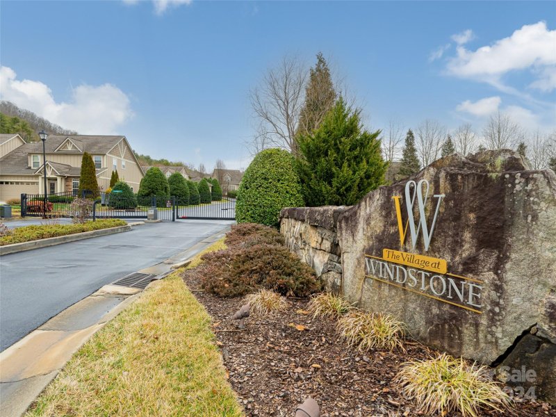 Property image 2 at 318 Windstone Drive, Fletcher, NC 28732