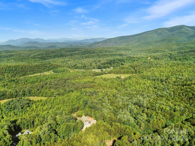 Property image 2 at 1677 Pisgah Preserve Drive, Nebo, NC 28761